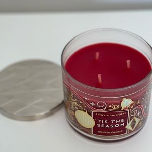 Bath & Body Works Tis The Season Candle